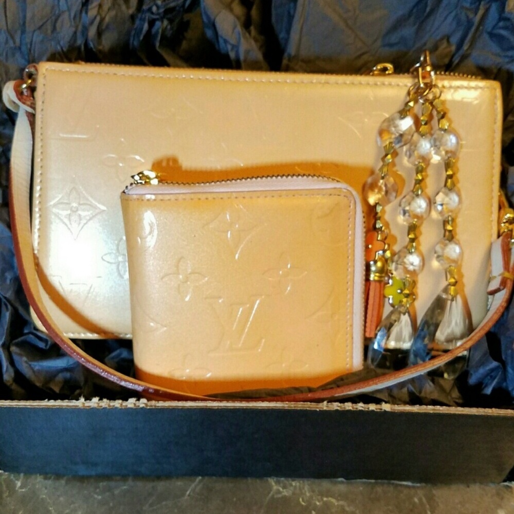 Louis Vuitton Pochette Bag & Wallet Set Yellow